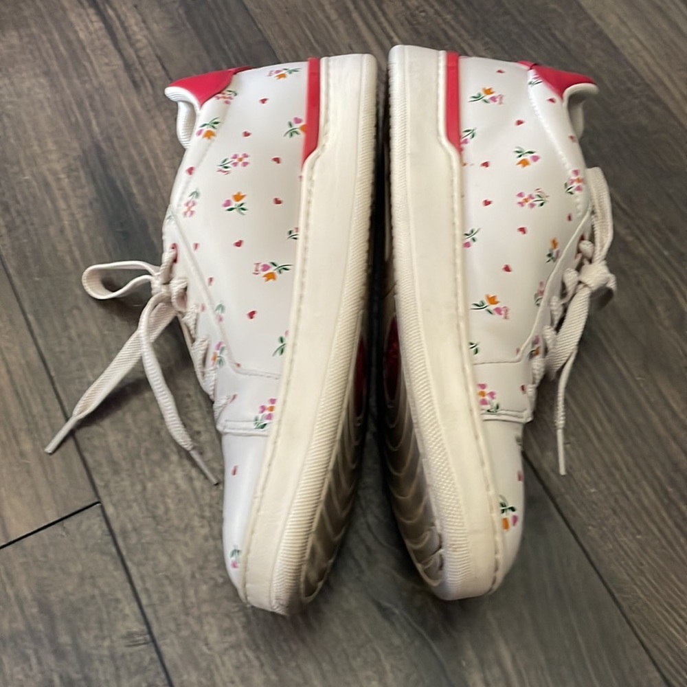 Coach Clip Low Top Sneaker Women 9.5 C7666 85185 1 used Condition Hearts 112024 - Picture 5 of 11
